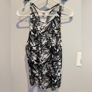 Under Armour Black and White Tank Top